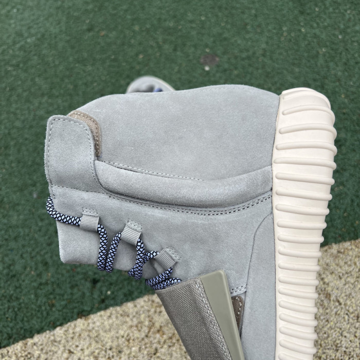 Adidas Yeezy Boost 750 OG Light Brown