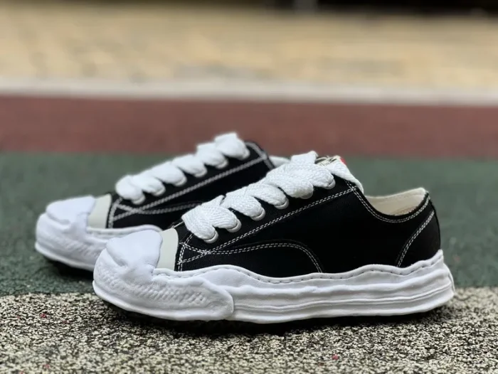 Maison Mihara Yasuhiro Hank OG Sole Canvas Low Black