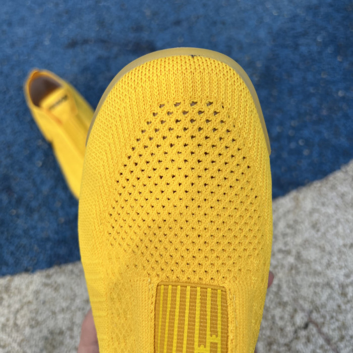 Air VaporMax Moc 2 University Gold