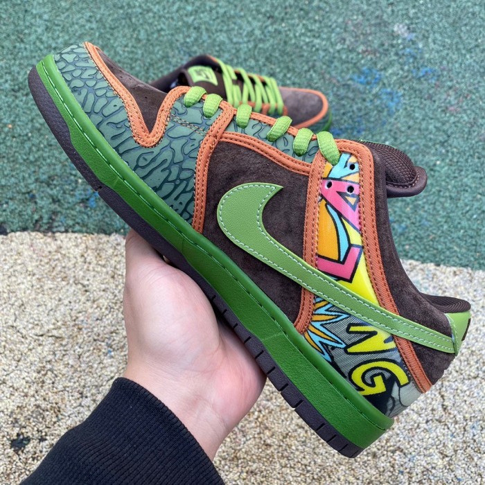 Nike SB Dunk Low De La Soul