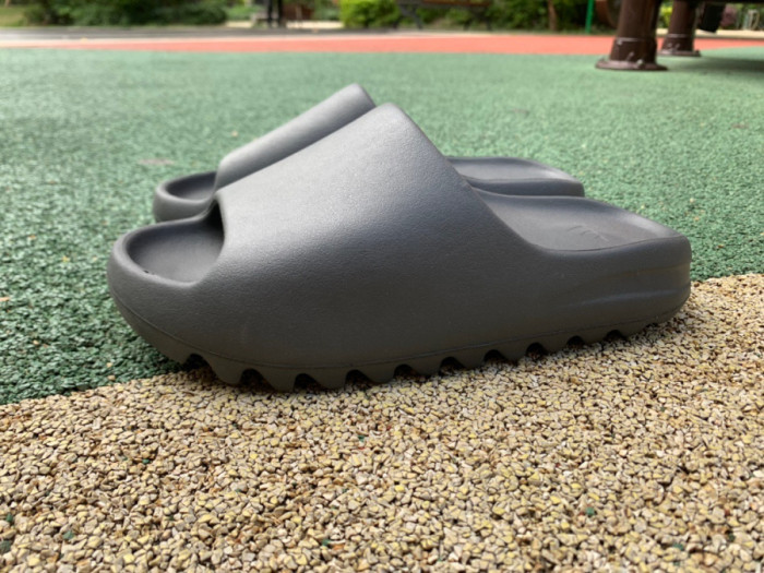 Adidas Yeezy Slide Onyx HQ6448