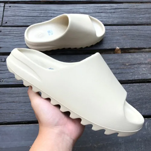 adidas Yeezy Slide Bone FZ5897