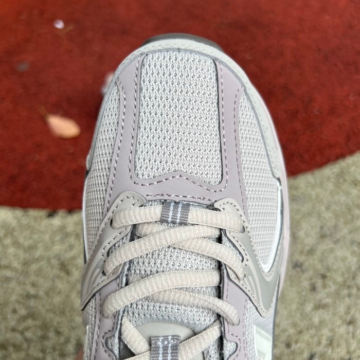 New Balance 530 Cream Beige