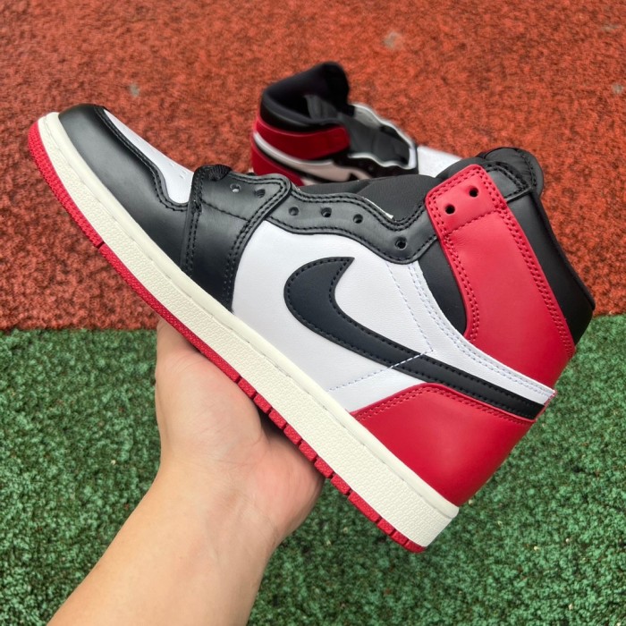 Air Jordan 1 Retro High OG 'Black Toe Reimagined'