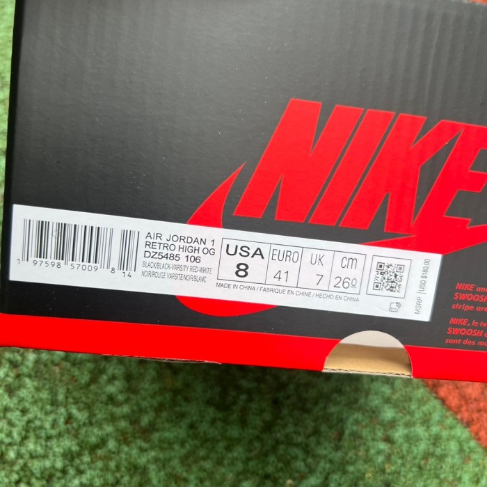 Air Jordan 1 Retro High OG 'Black Toe Reimagined'