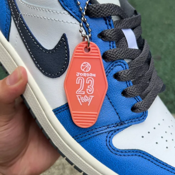 Air Jordan 1 Low SE Flight Vintage