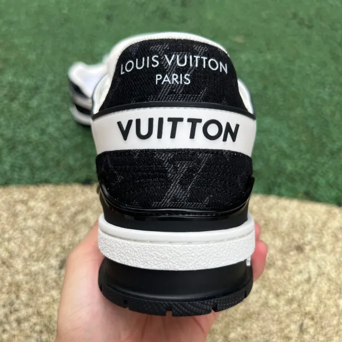 Louis Vuitton LV shoes