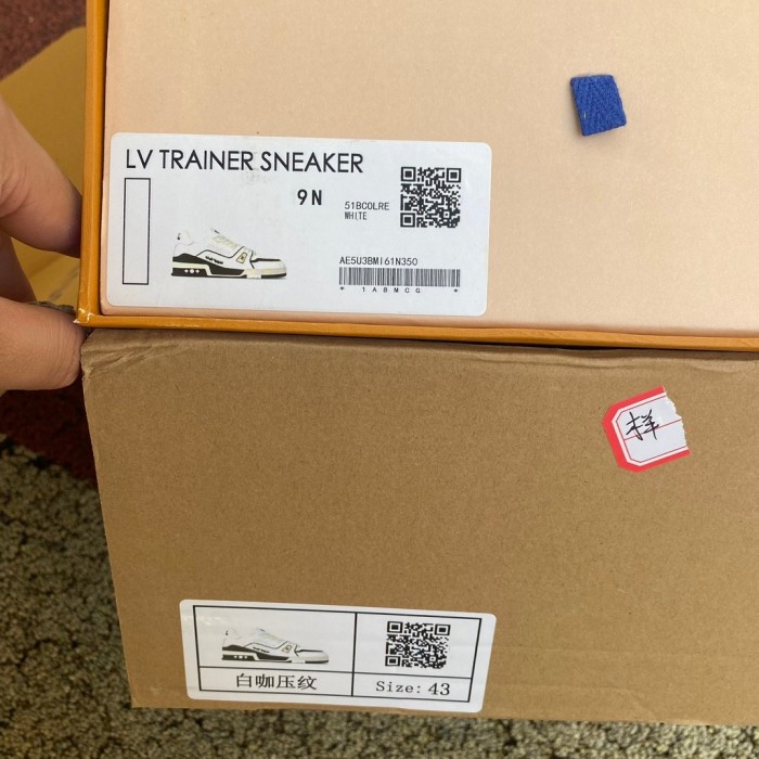 Louis Vuitton Trainer shoes