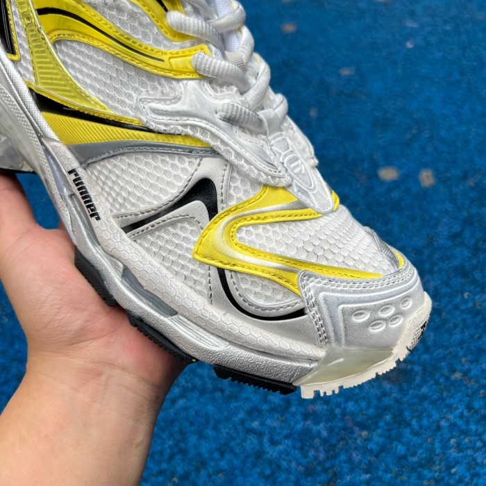 Balenciaga Runner