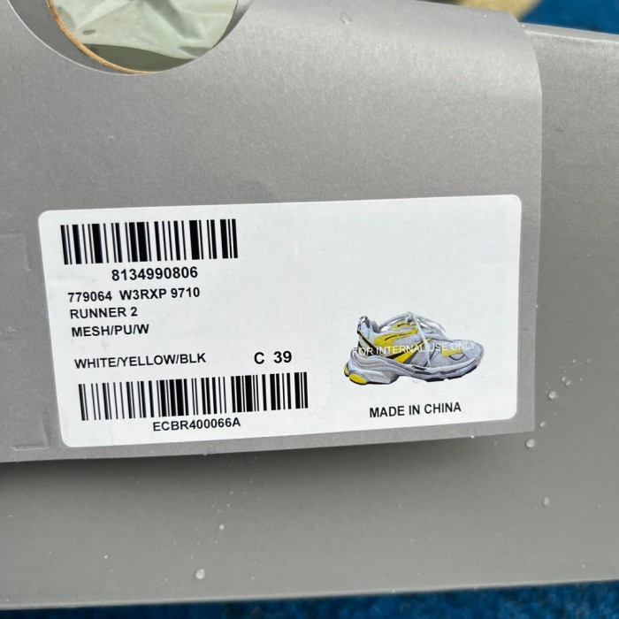 Balenciaga Runner