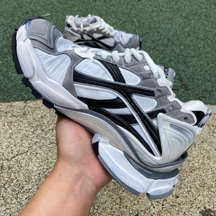Balenciaga Runner