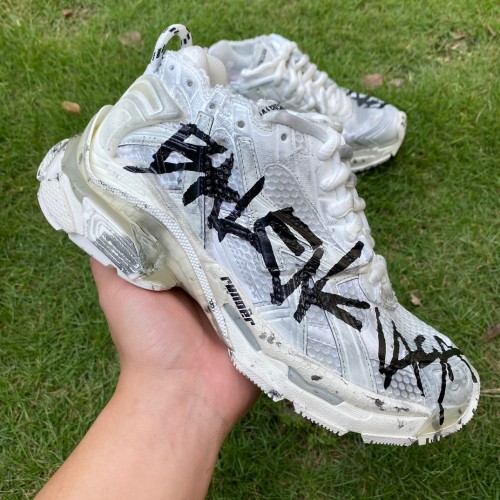 Balenciaga Runner