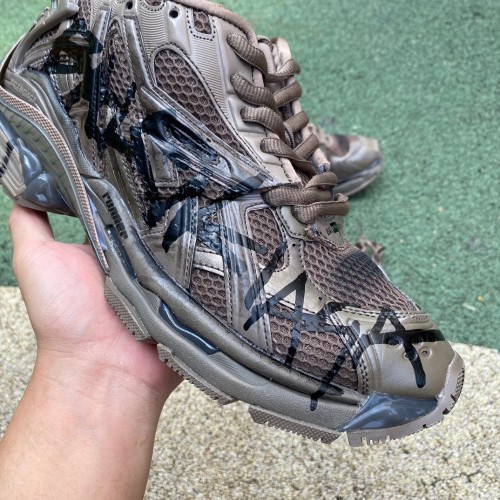 Balenciaga Runner