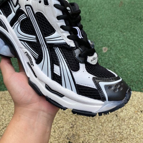 Balenciaga Runner