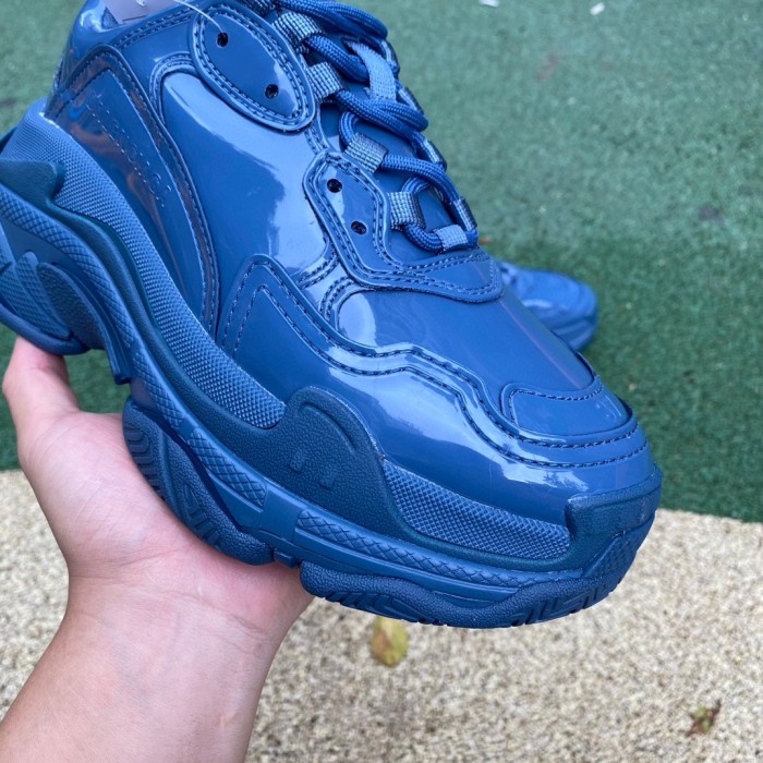 Balenciaga Triple S