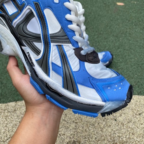 Balenciaga Runner