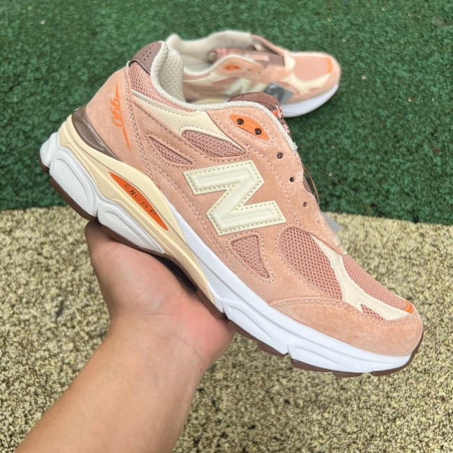 New Balance 990v3 MiUSA size? Exclusive Orange Cream