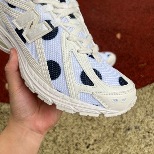 New Balance 1906R Polka Dot Sea Salt