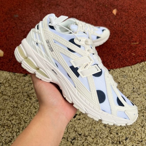 New Balance 1906R Polka Dot Sea Salt