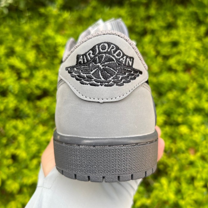 Air Jordan 1 Retro Low OG SP Travis Scott Grey