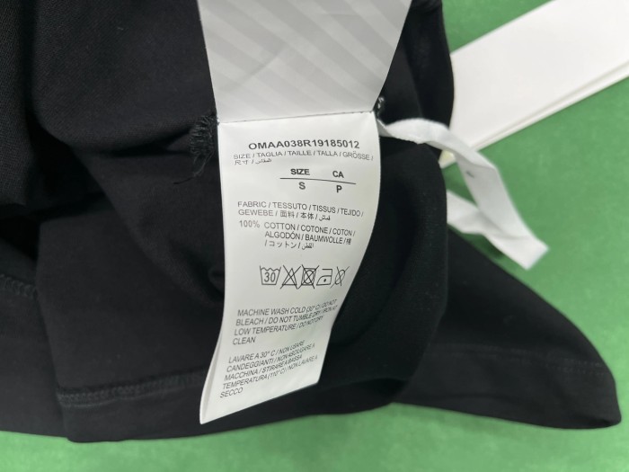 Off White T-shirt