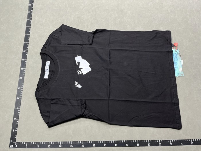 Off White T-shirt