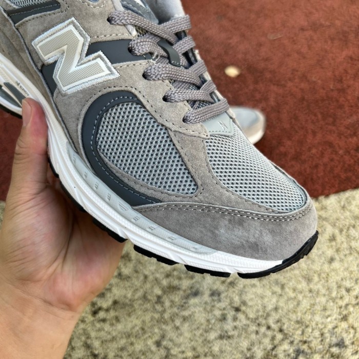 New Balance 2002R Steel Grey Orca