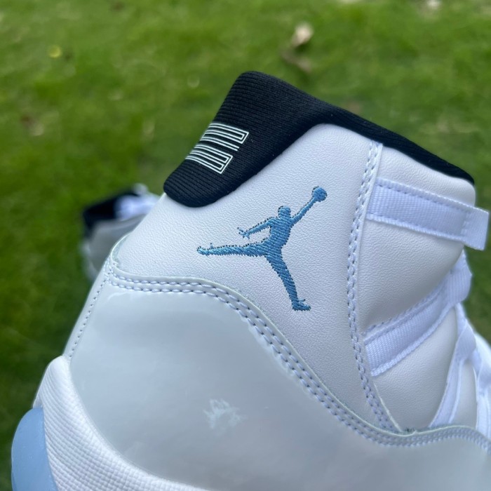 Air Jordan 11 Retro Columbia / Legend Blue 2024