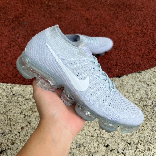 Nike Air VaporMax Triple White