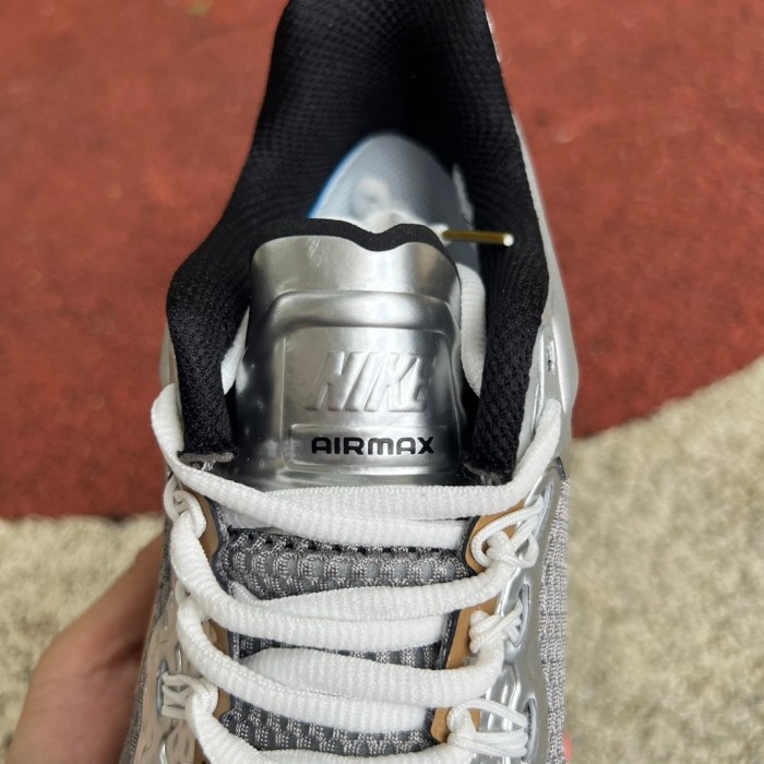 Nike Air Max 2013 Metallic Silver Gold