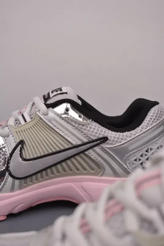 Nike Zoom Vomero 5 Photon Dust Pink Foam