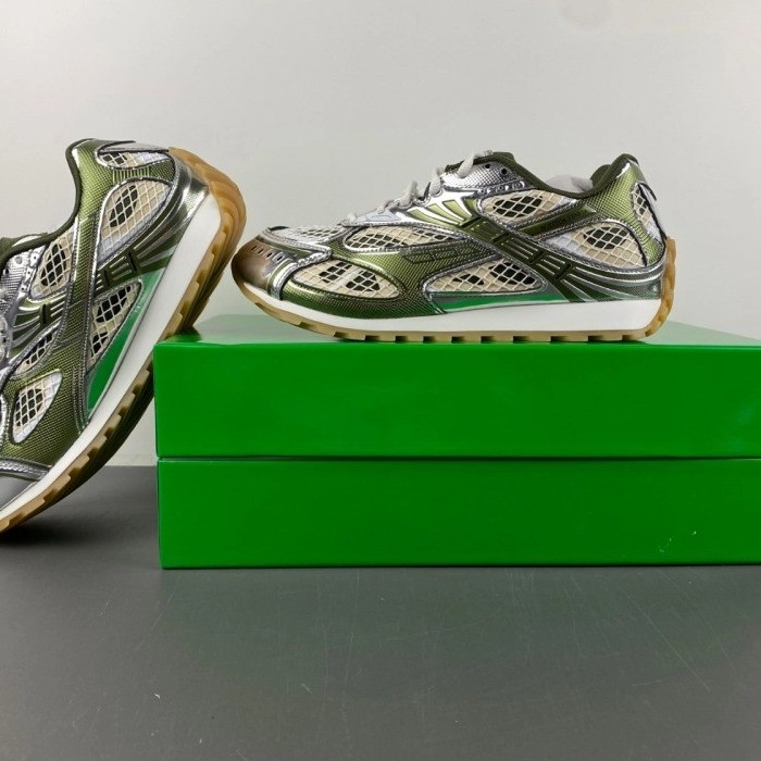 Bottega Veneta Orbit Silver Dark Green