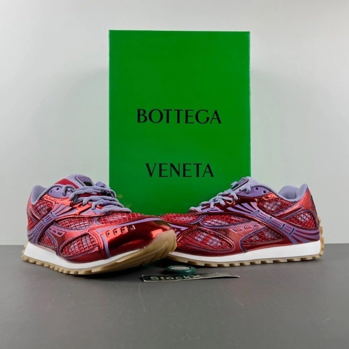 Bottega Veneta Orbit Pure Red