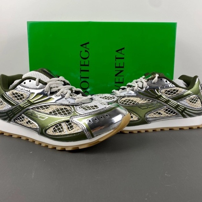 Bottega Veneta Orbit Silver Dark Green