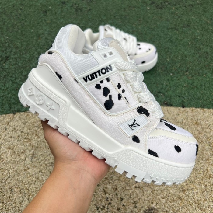 Louis Vuitton LV  Trainers