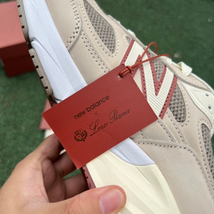 New Balance 990v6 MiUSA Loro Piana