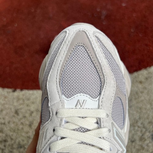 New Balance 9060 Grey Moonbeam