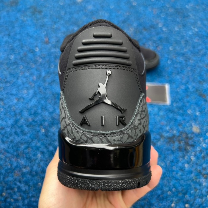 Air Jordan 3 Retro Black Cat