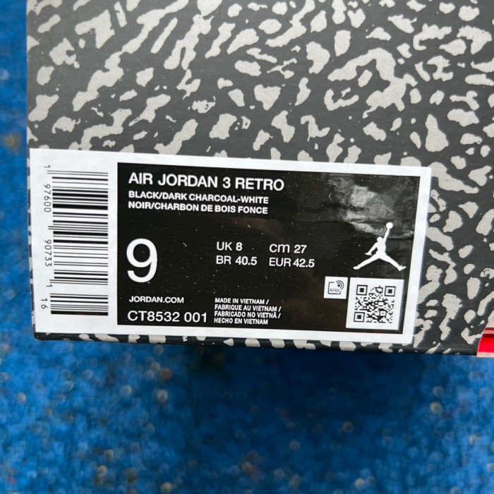 Air Jordan 3 Retro Black Cat