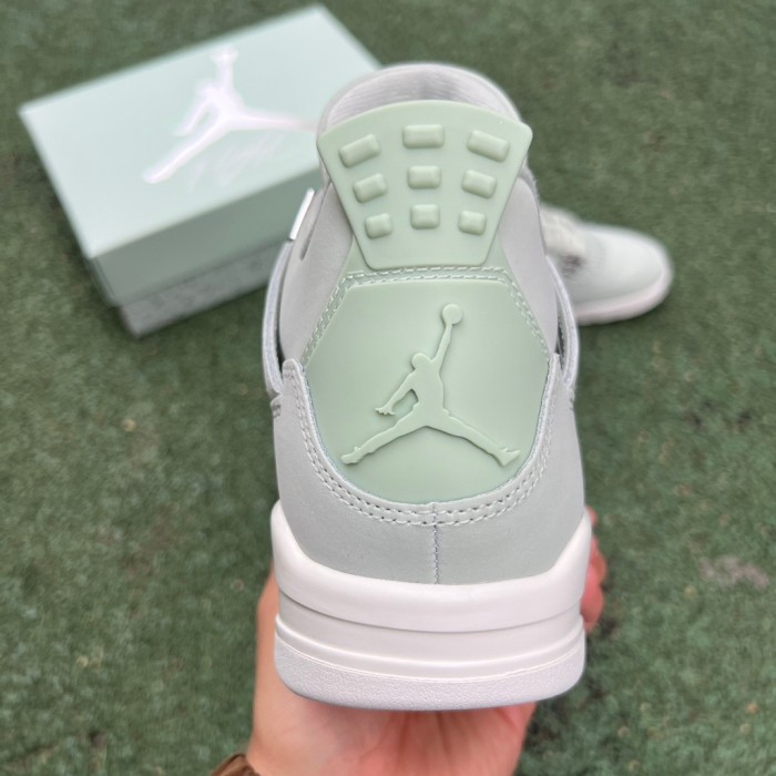 Air Jordan 4 Retro Seafoam Sail
