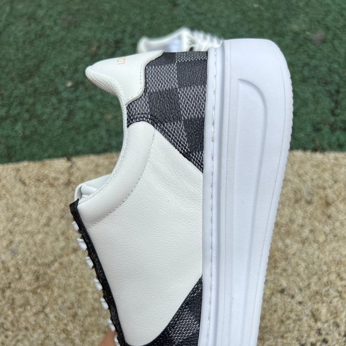 Louis Vuitton LV  Hills