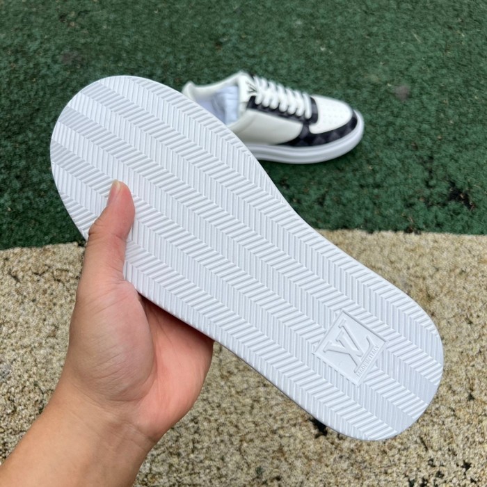 Louis Vuitton LV  Hills