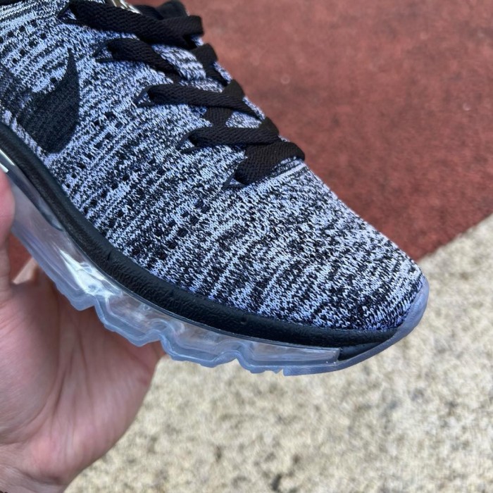 Nike Flyknit Air Max Oreo