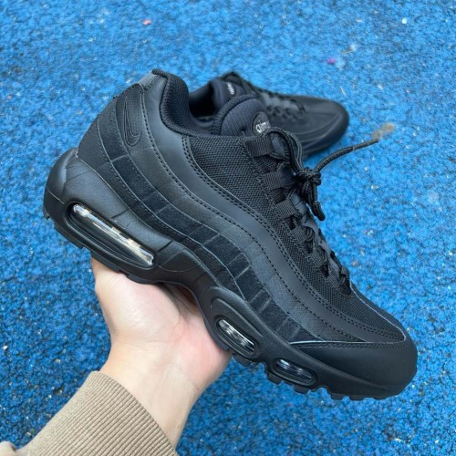 Nike Air Max 95 Essential Triple Black