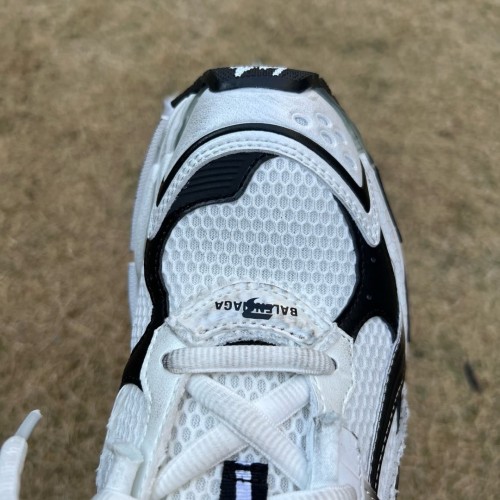 Balenciaga Runner