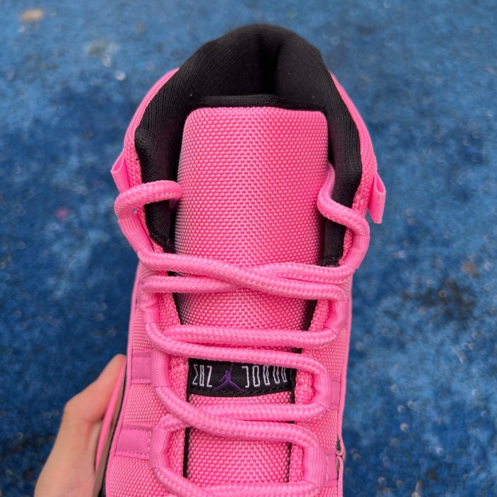 Air Jordan 11 Retro Pink Black