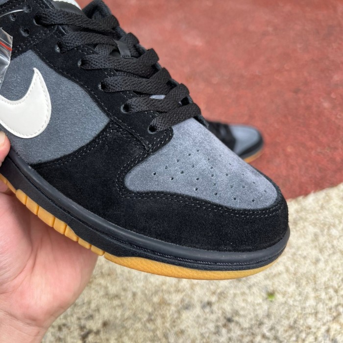 Nike Dunk Low SE Black Grey Gum