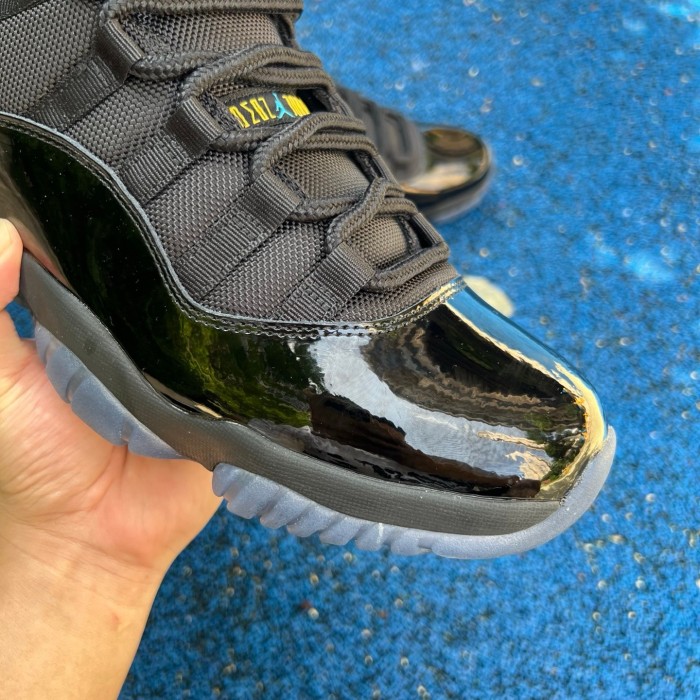 Air Jordan 11 Retro Gamma Blue (2025)