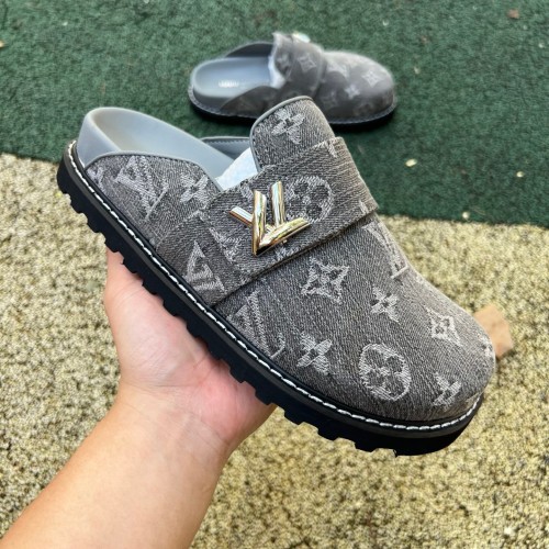 Louis Vuitton LV Cosy Comfort Mule (women)