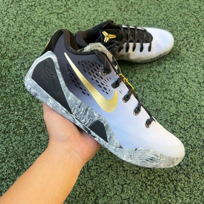 Nike Kobe 9 EM Low Protro Mambacita